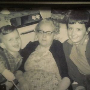 Meet your Posher, Debbie